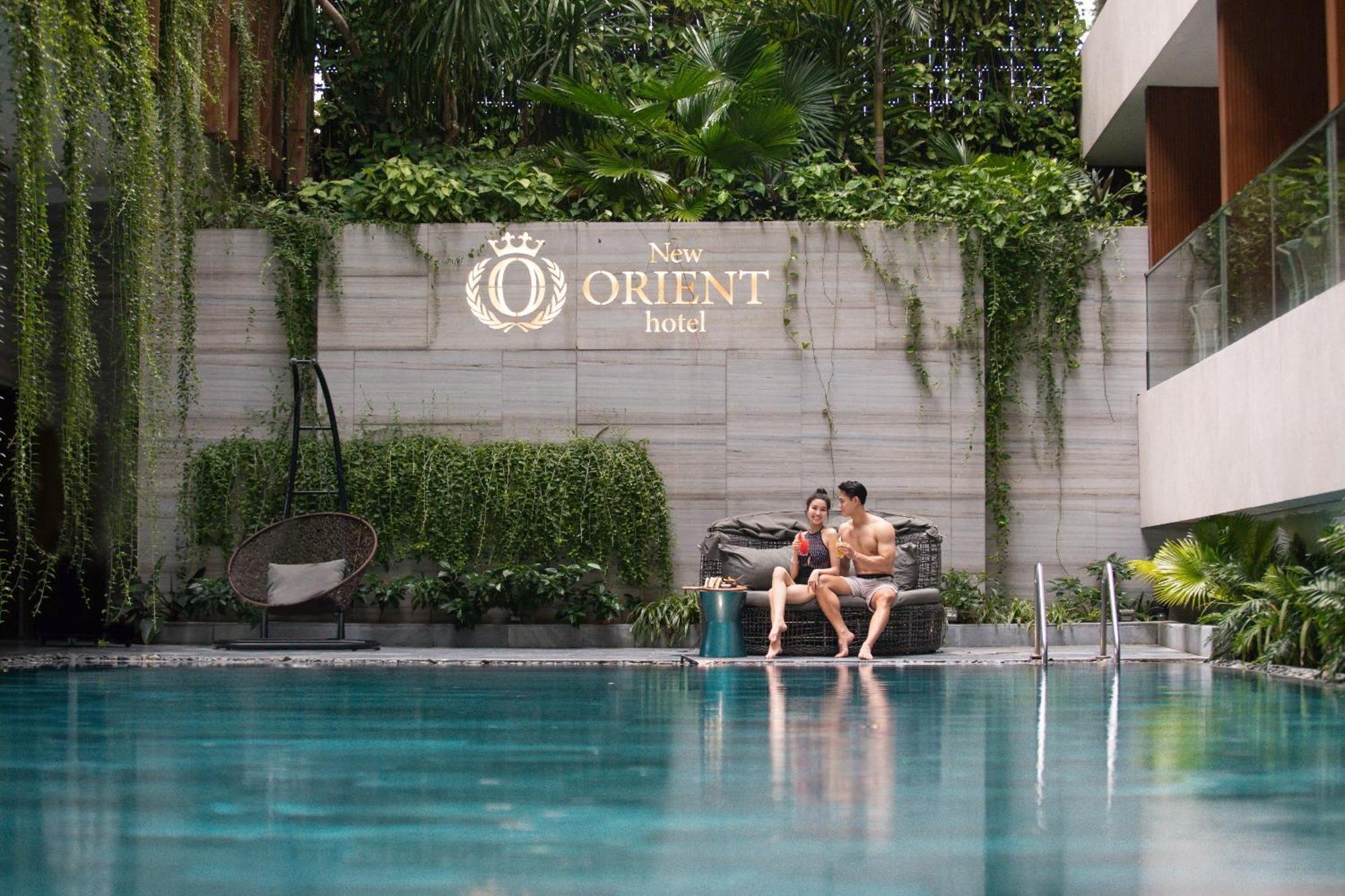 Khách sạn New Orient 4*